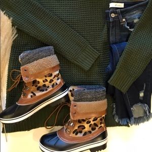 Leopard snow boots